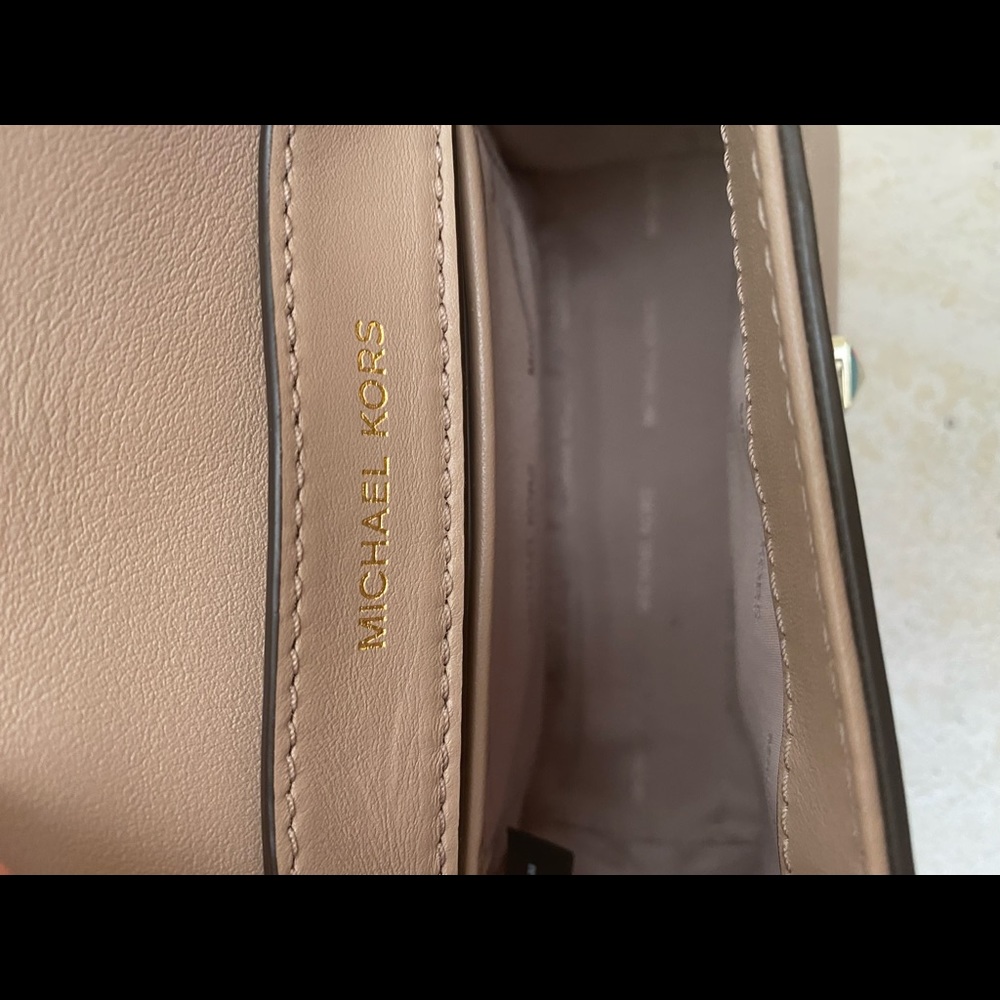Michael Kors mini Whitney bag - Picture 2 of 9
